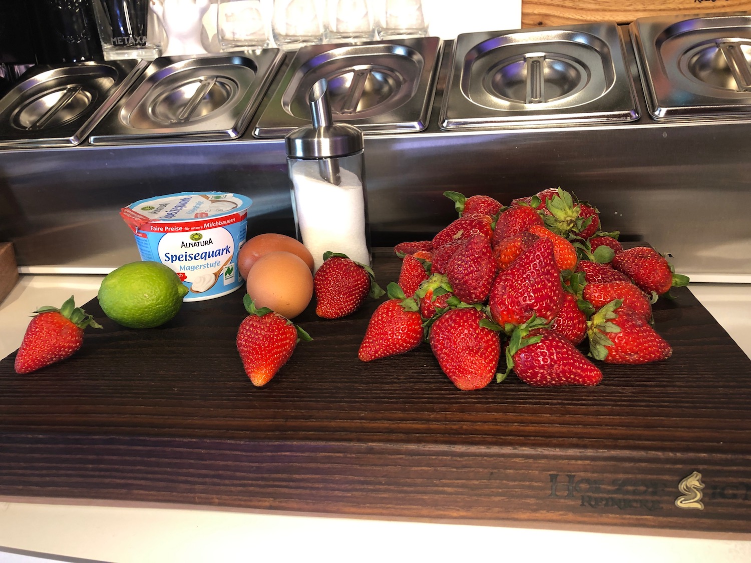 Gratinierte Erdbeeren – Grillke